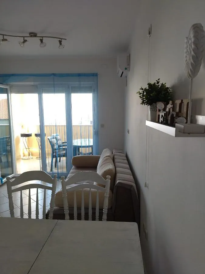 Apartment Blueview - Jedinstven Apartman Sa Pogledom Na More Tkon
