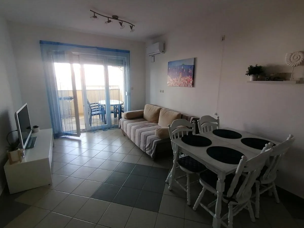 Apartment Blueview - Jedinstven Apartman Sa Pogledom Na More Tkon